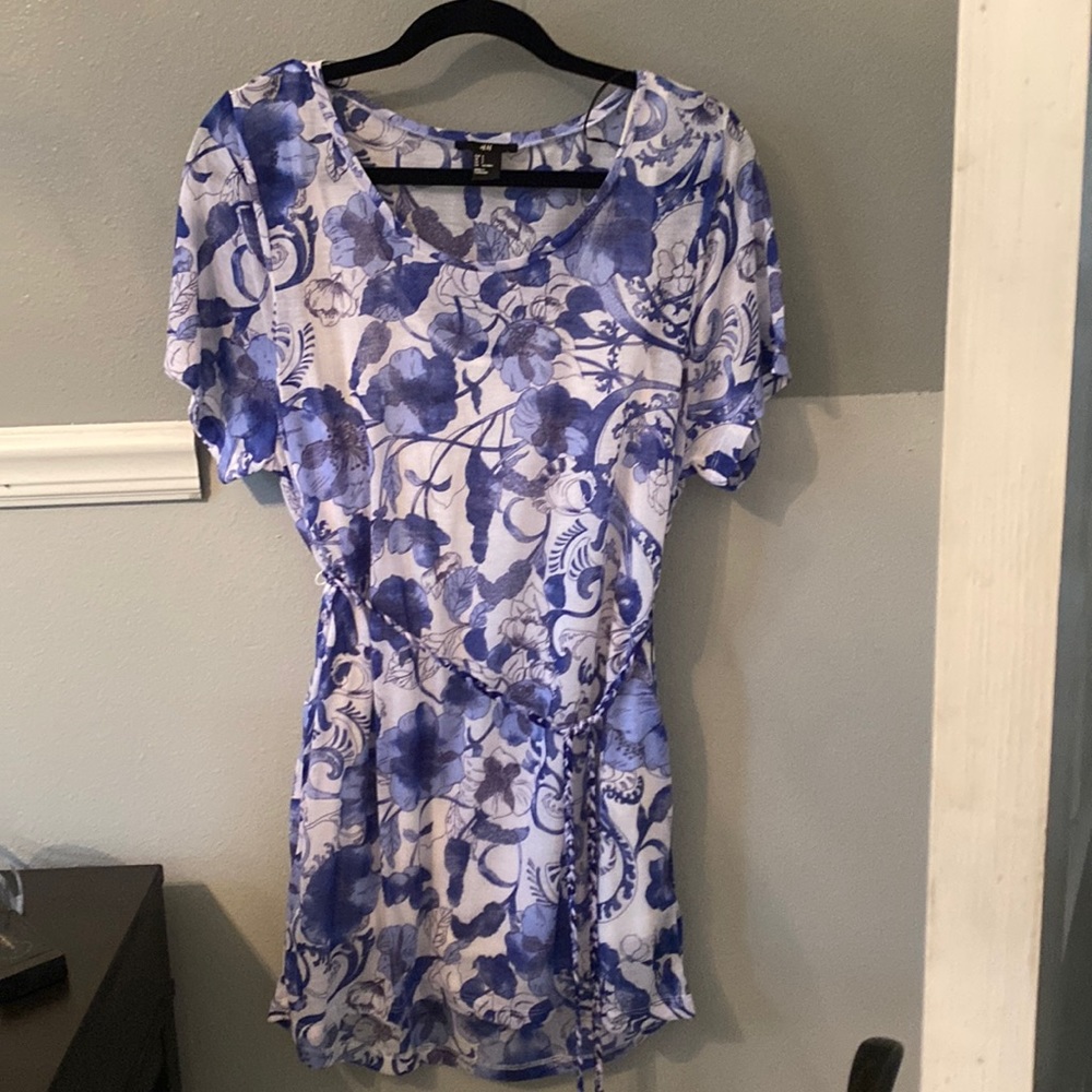 H&M short sleeve blue floral dress  #262
